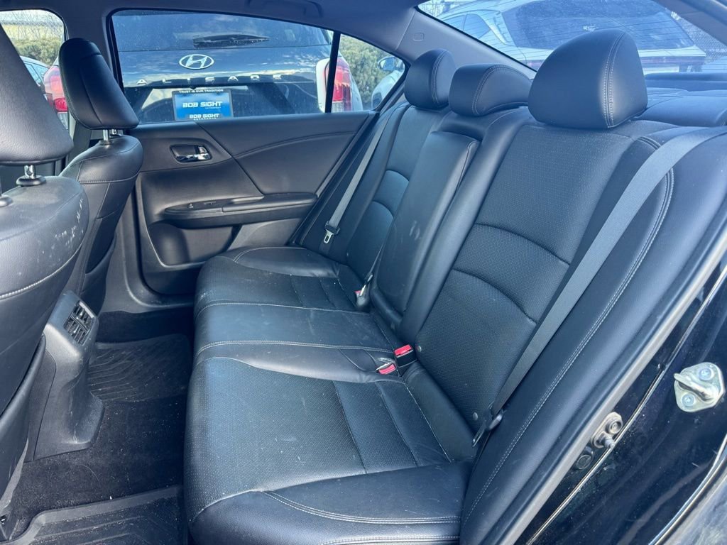 Used 2016 Honda Accord Touring image 7
