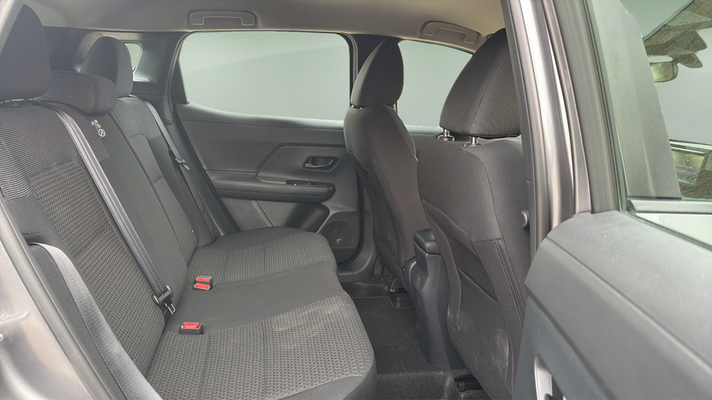 Certified 2025 Nissan Kicks S FWD image 13