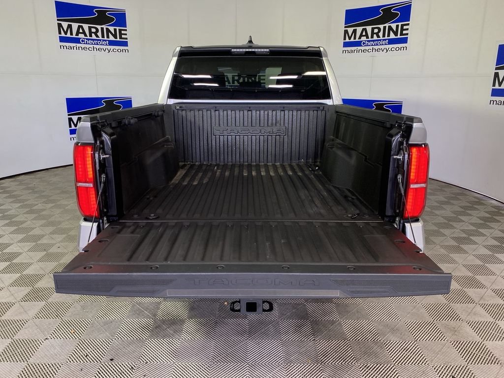 Used 2024 Toyota Tacoma SR5 AWD/4WD image 30