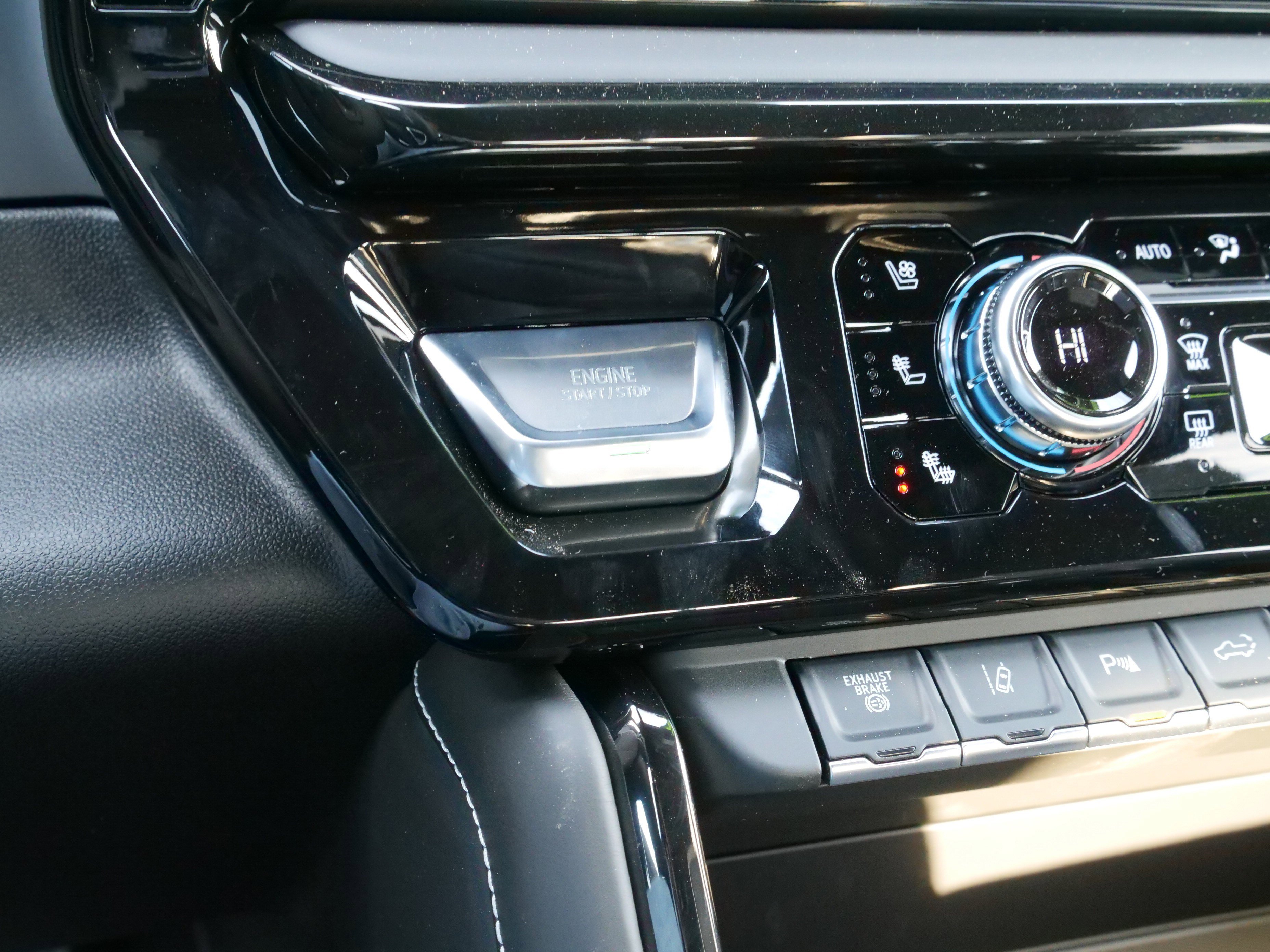 New 2026 GMC Sierra 2500 AT4X image 25