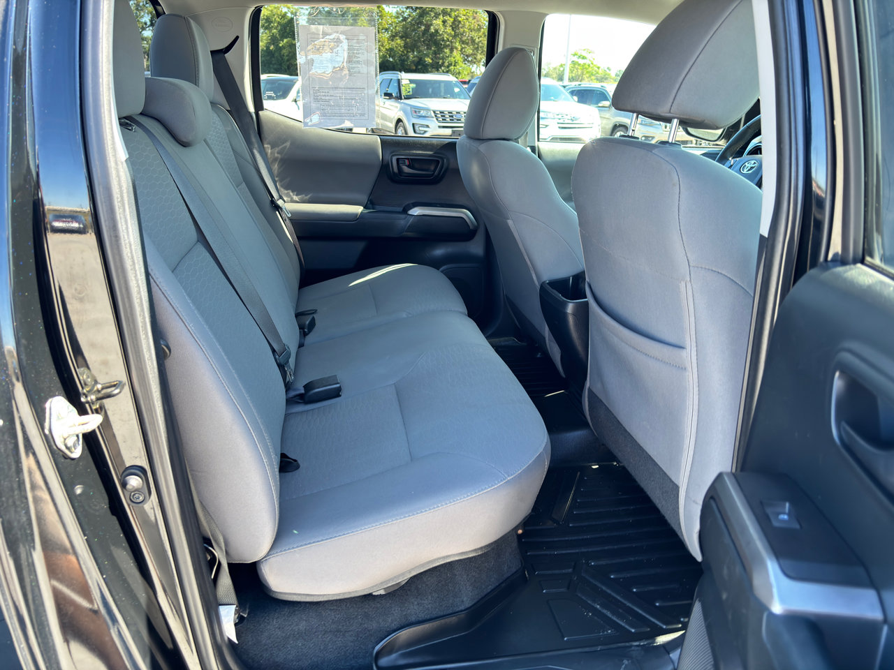 Used 2018 Toyota Tacoma SR5 image 23