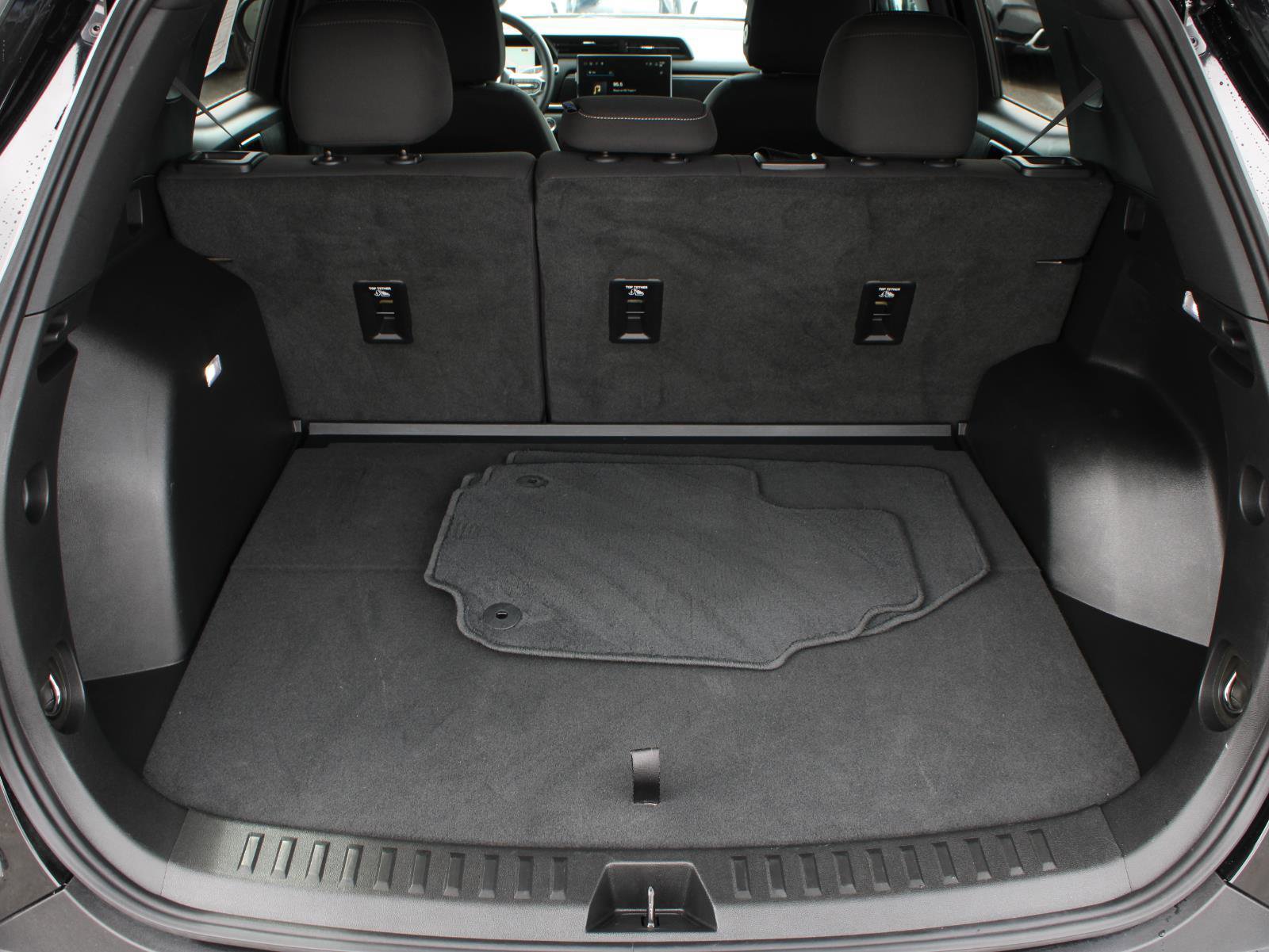 Used 2026 GMC Terrain Elevation image 8