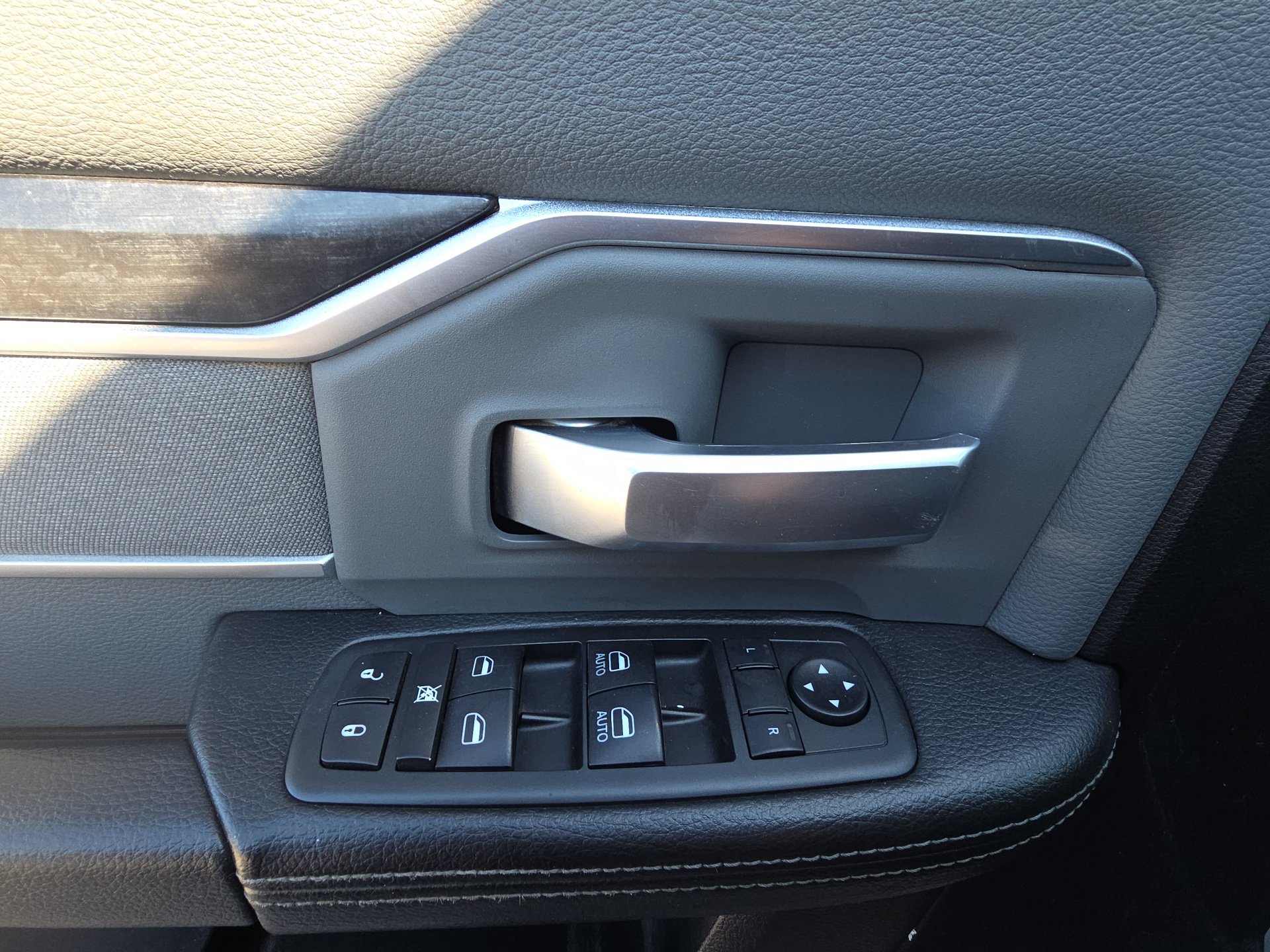 Used 2019 RAM 2500 Big Horn AWD/4WD image 14