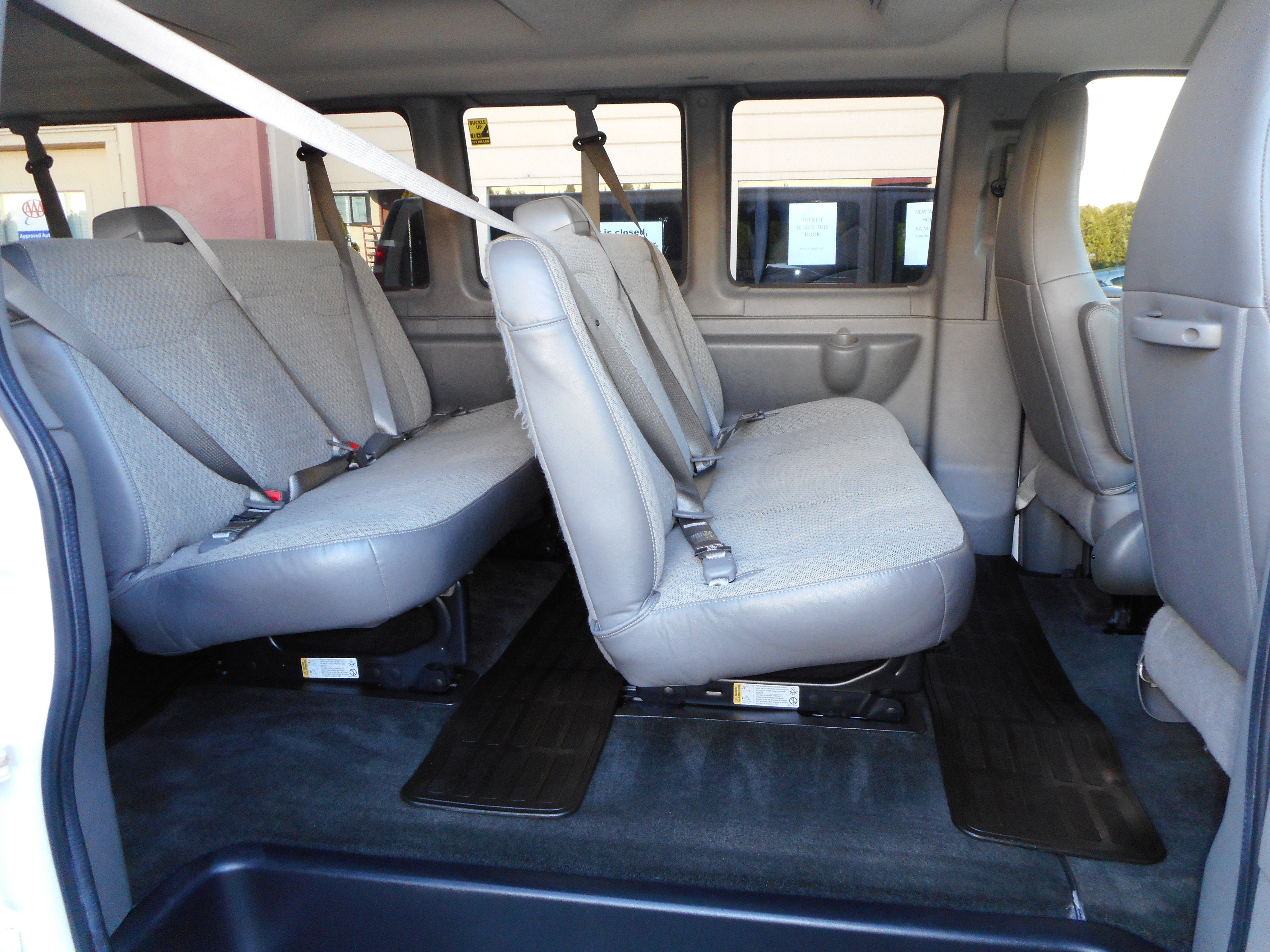 Used 2016 Chevrolet Express 3500 LT w/ LT Preferred Equipment Group RWD image 20