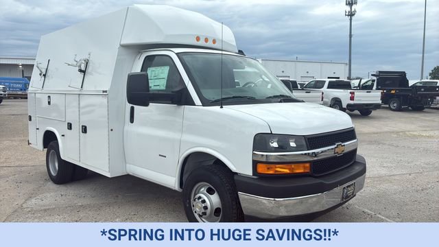 New 2024 Chevrolet Express 3500 w/ Power Convenience Package