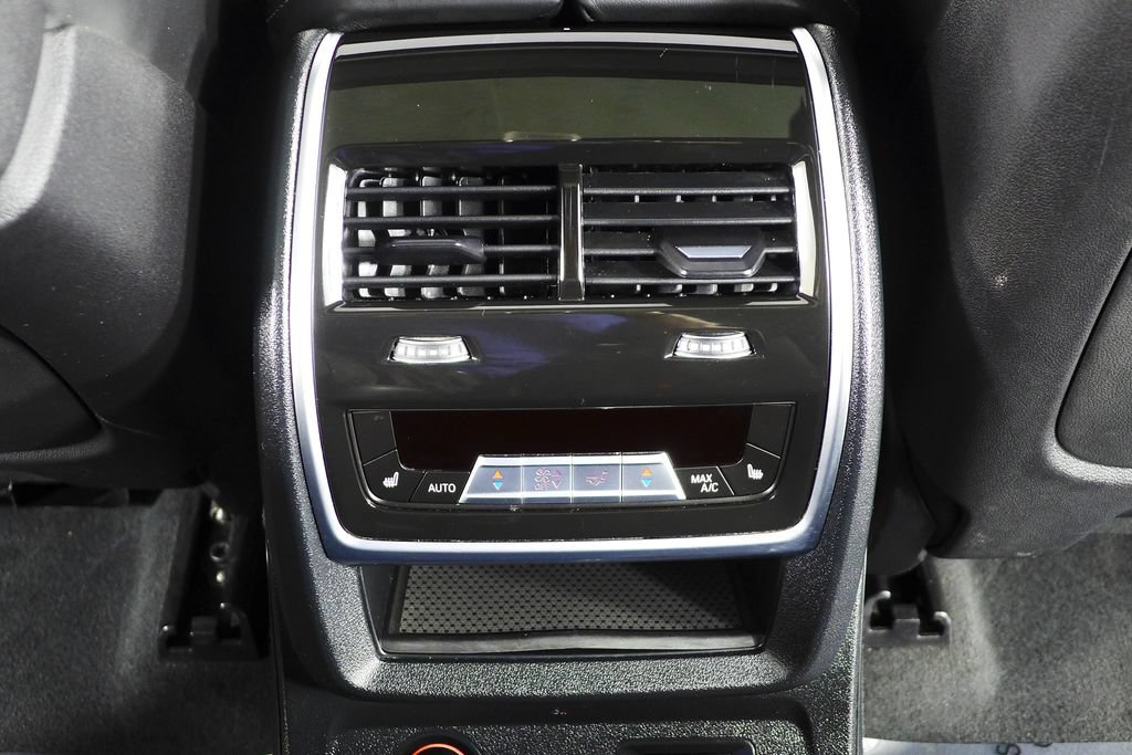 Used 2024 BMW X7 M60i w/ Executive Package AWD/4WD image 26