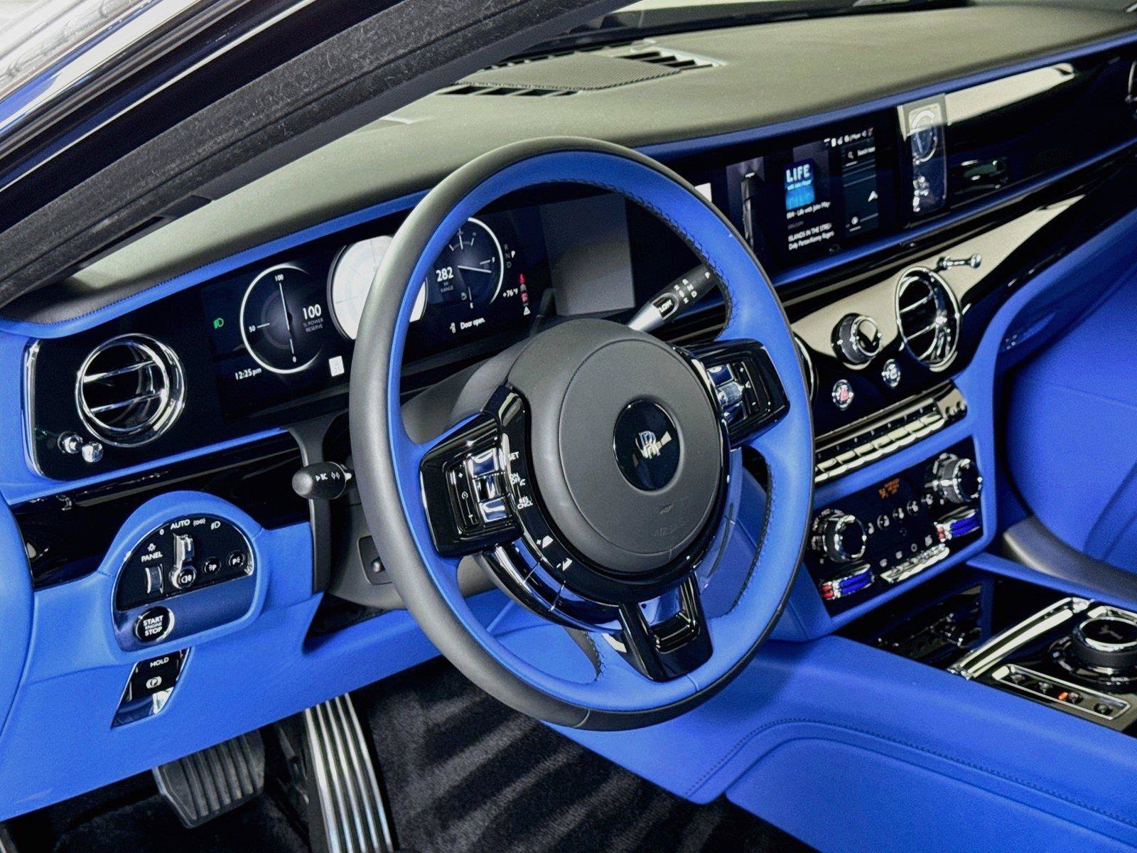 Used 2025 Rolls-Royce Ghost AWD/4WD image 17