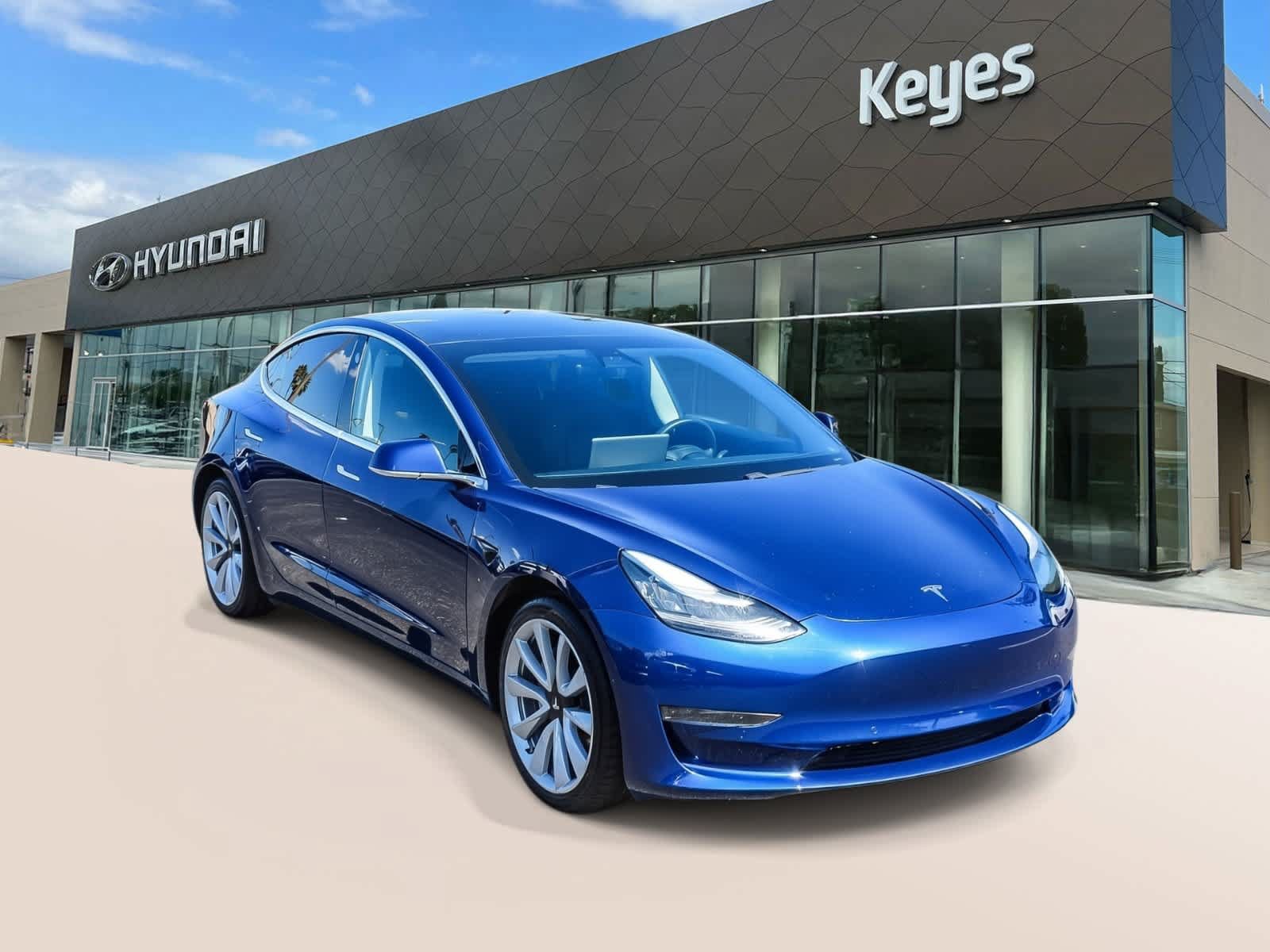 Used 2020 Tesla Model 3 Standard Range RWD image 3