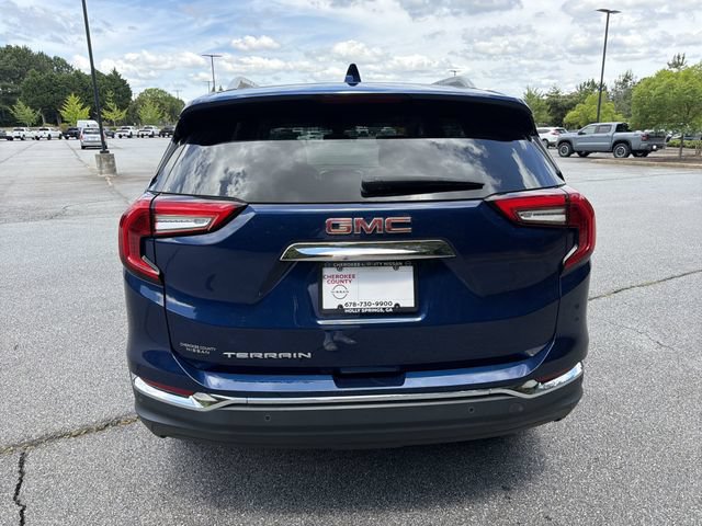 Used 2023 GMC Terrain SLT w/ Infotainment Package II FWD image 8