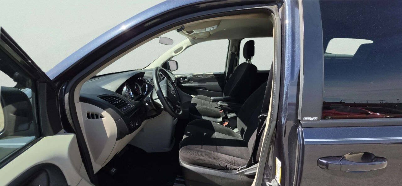 Used 2014 Dodge Grand Caravan SXT FWD image 6