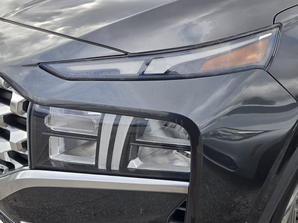 Used 2022 Hyundai Santa Fe SEL FWD image 9