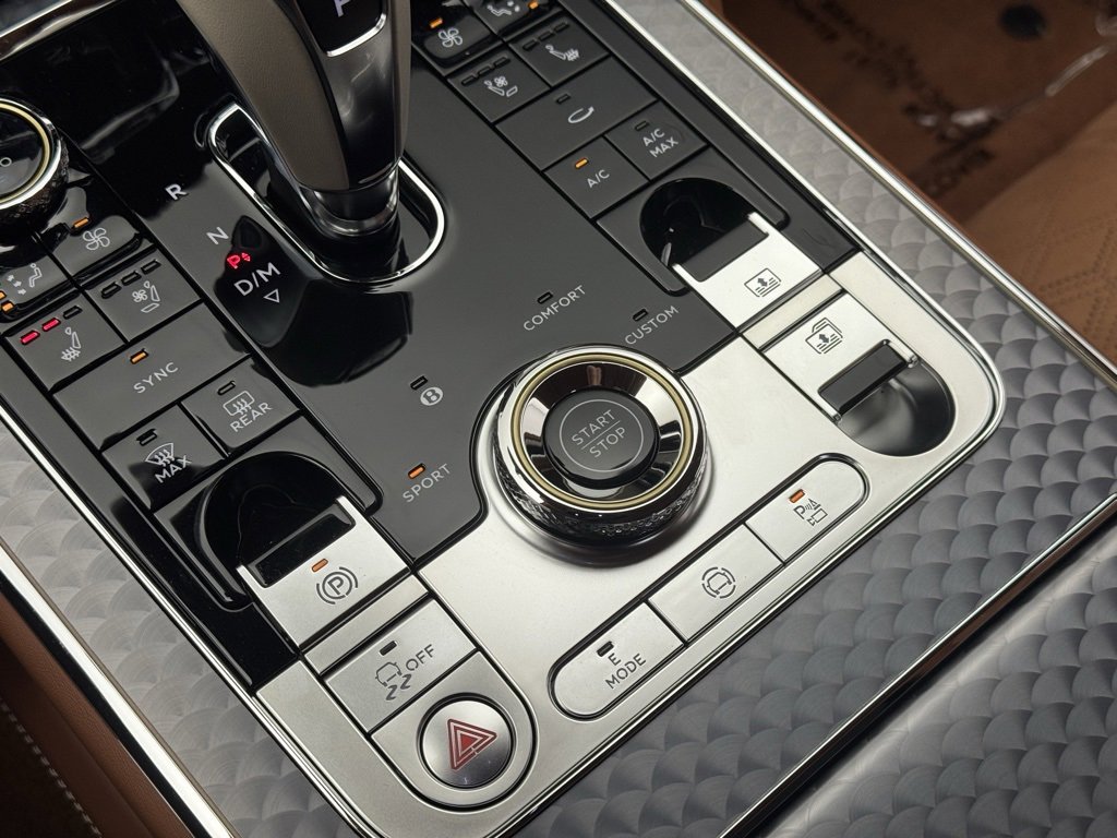 New 2026 Bentley Flying Spur Plug-In Hybrid image 46