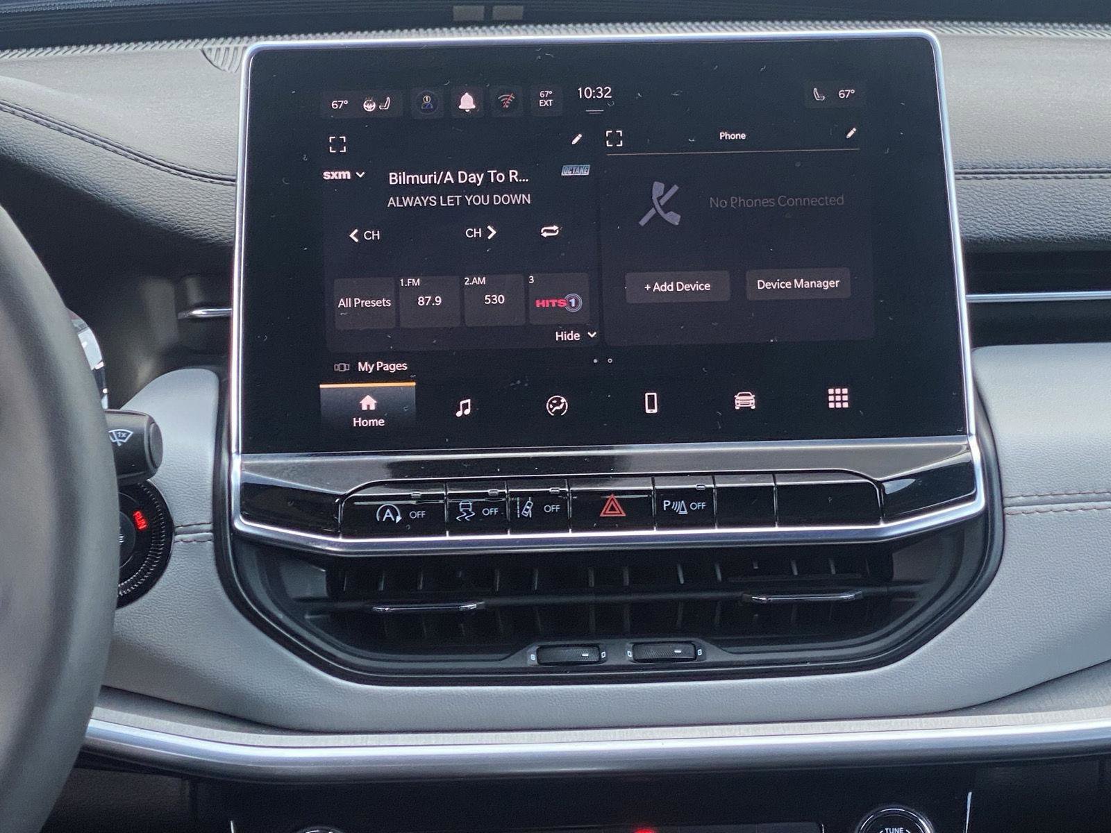 Used 2025 Jeep Compass Limited image 18