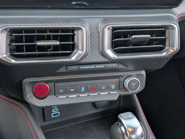 Used 2025 Ford Mustang GT Premium image 18