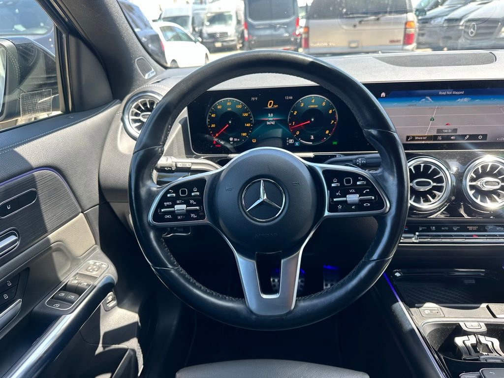 Used 2021 Mercedes-Benz GLA 250 4MATIC w/ AMG Line Exterior image 12