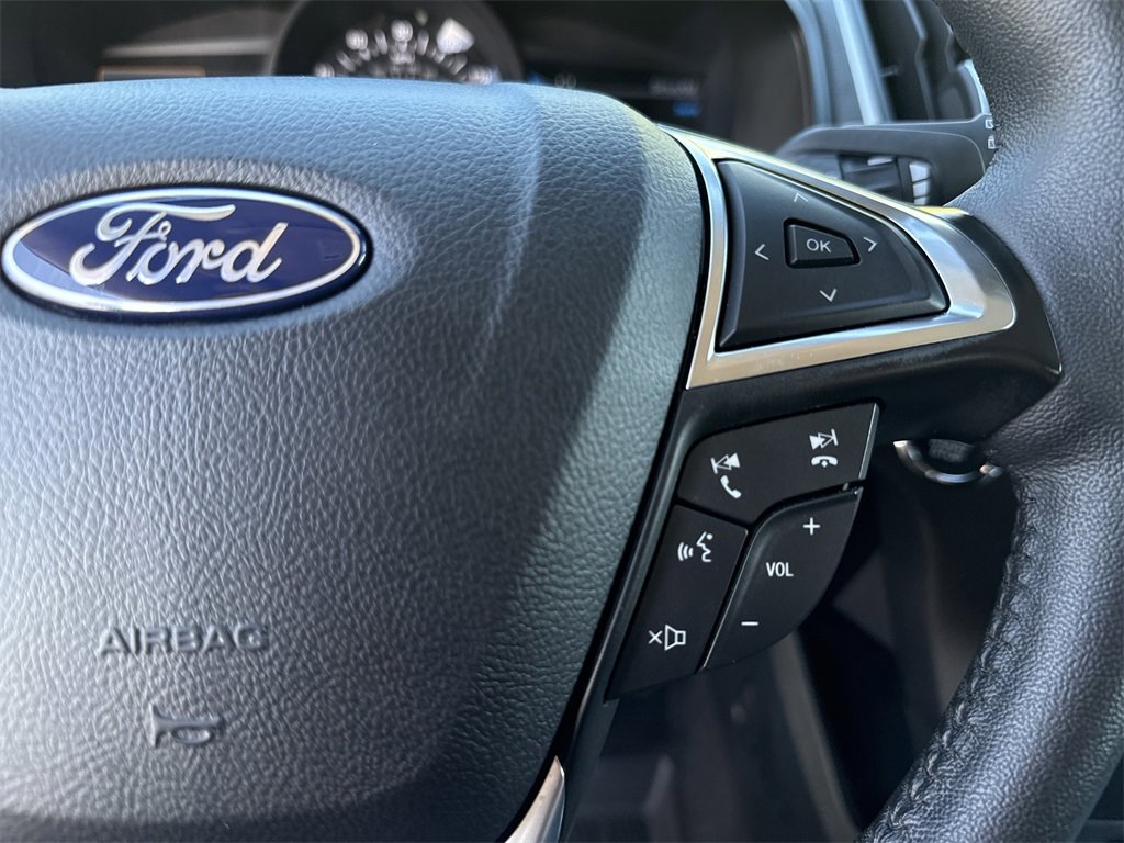 Used 2024 Ford Edge SEL image 25