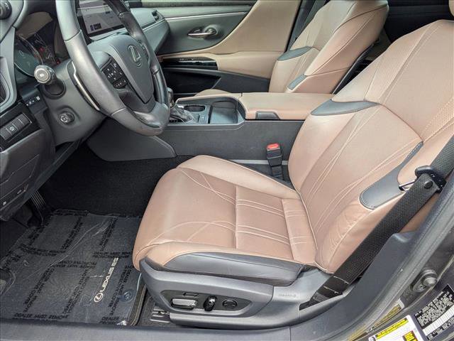 Used 2024 Lexus ES 350 w/ Luxury Package image 14