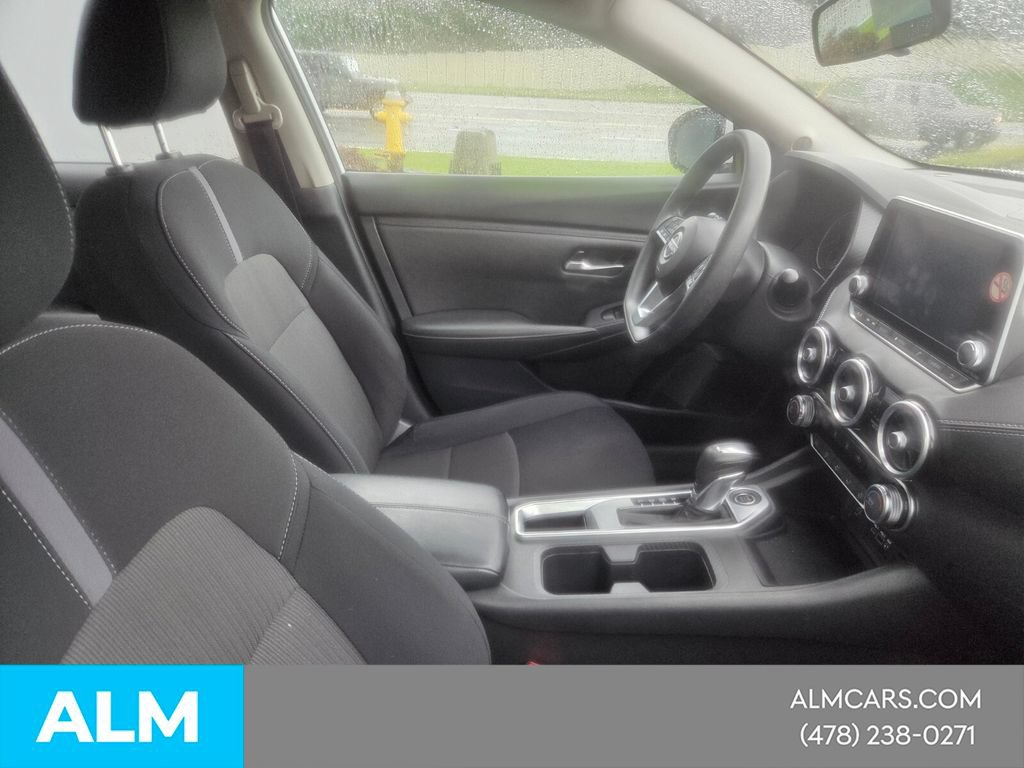 Used 2024 Nissan Sentra SV FWD image 18