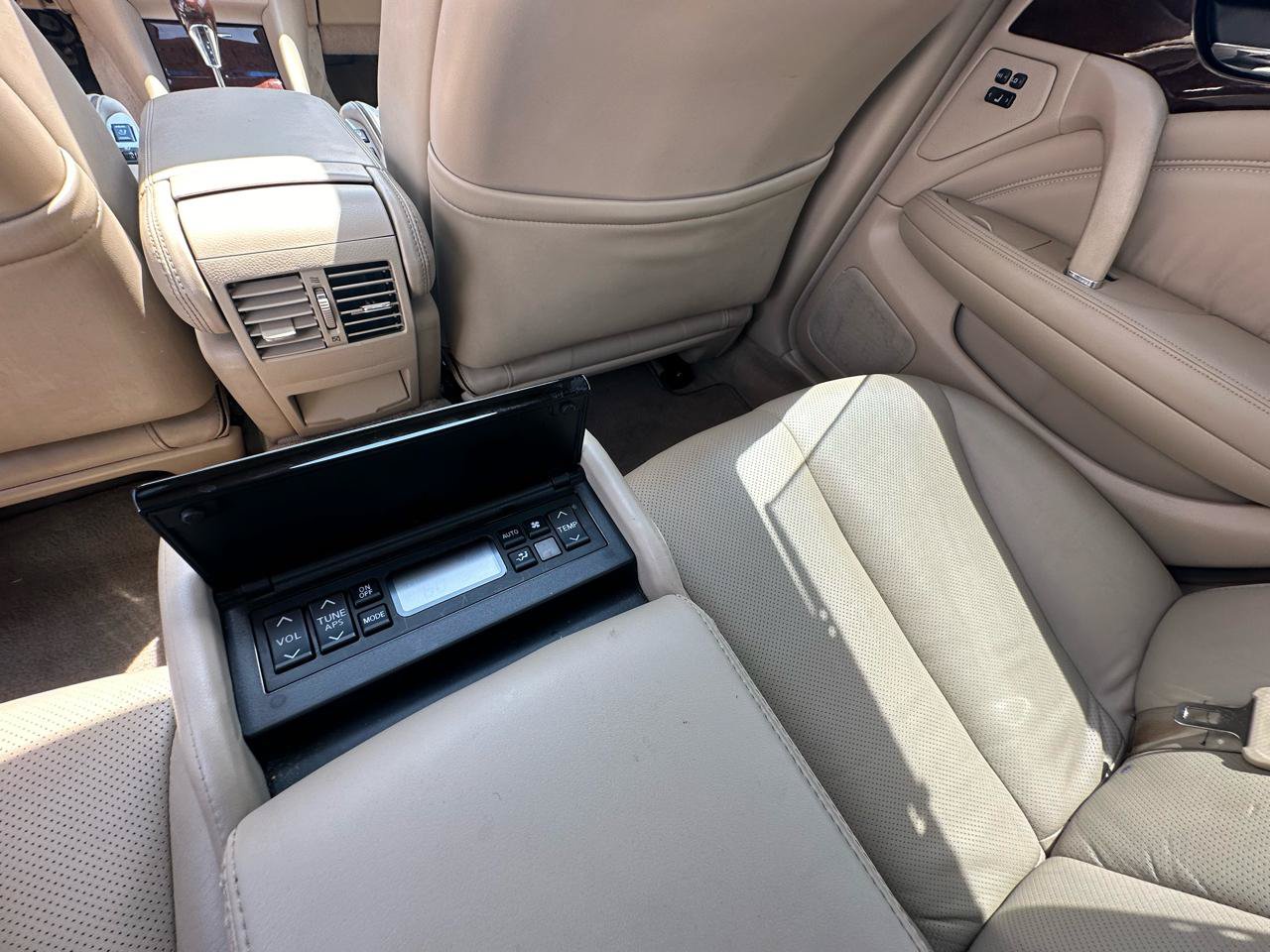 Used 2005 INFINITI Q45 w/ (P01) Premium Pkg RWD image 50