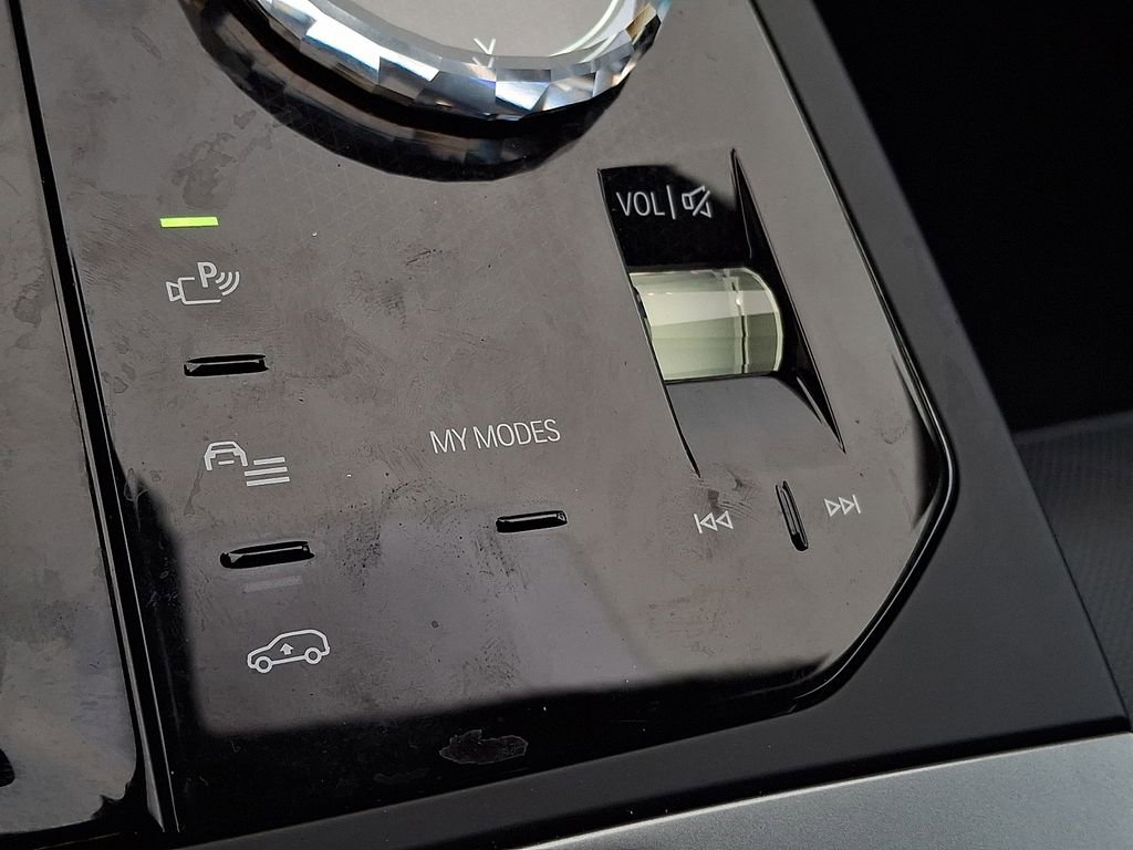 Used 2025 BMW iX M60 image 19