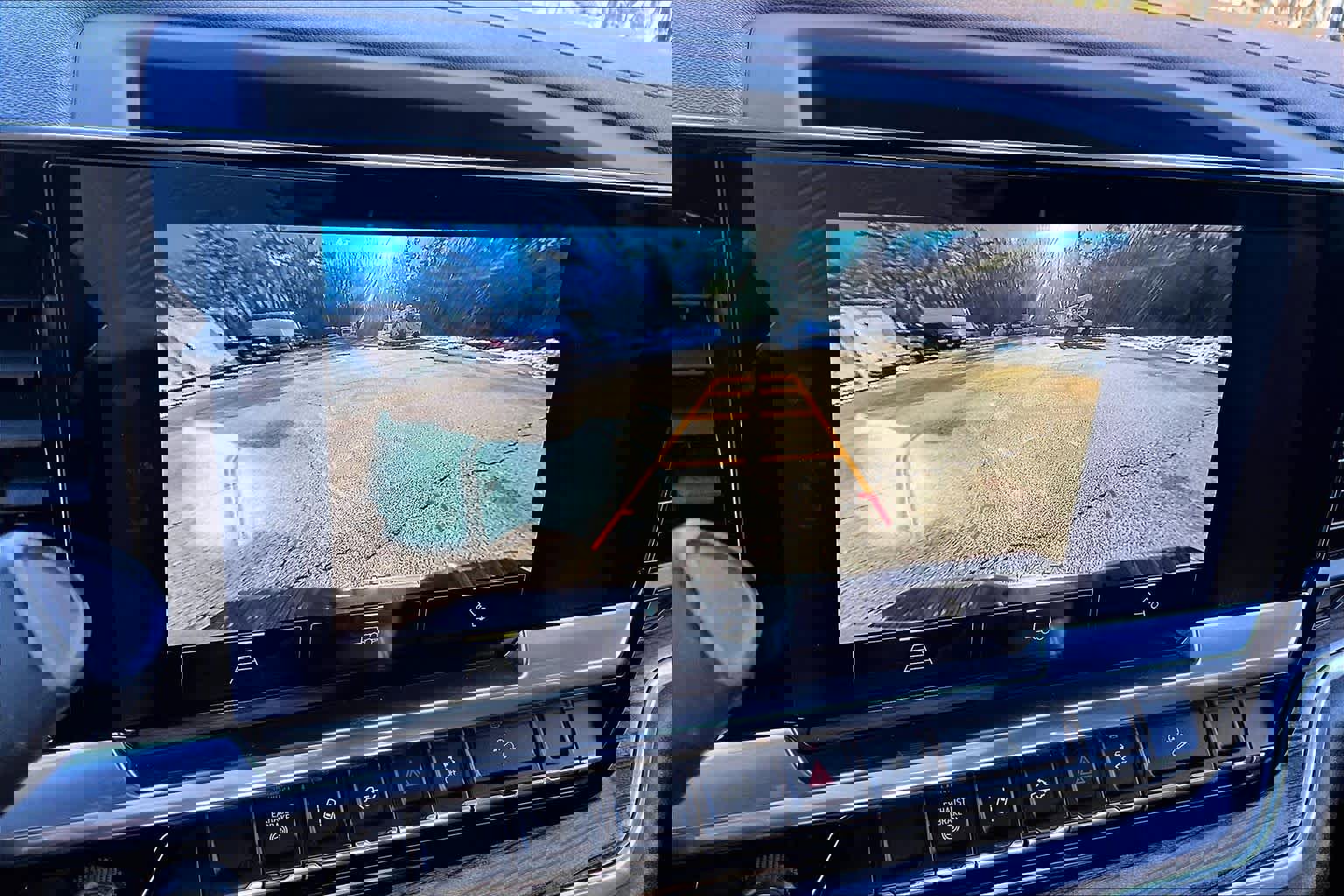 Used 2025 Chevrolet Silverado 2500 LT w/ Convenience Package image 28