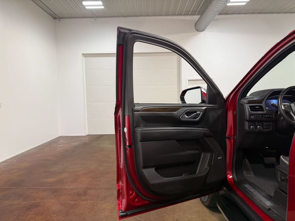 Used 2024 Chevrolet Tahoe Premier w/ Premium Package AWD/4WD image 56