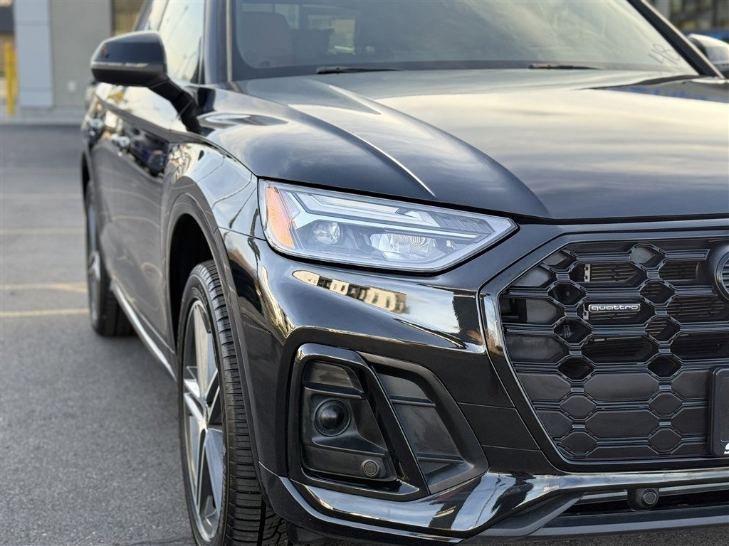 Used 2022 Audi Q5 e Premium Plus w/ Premium Plus Package image 10