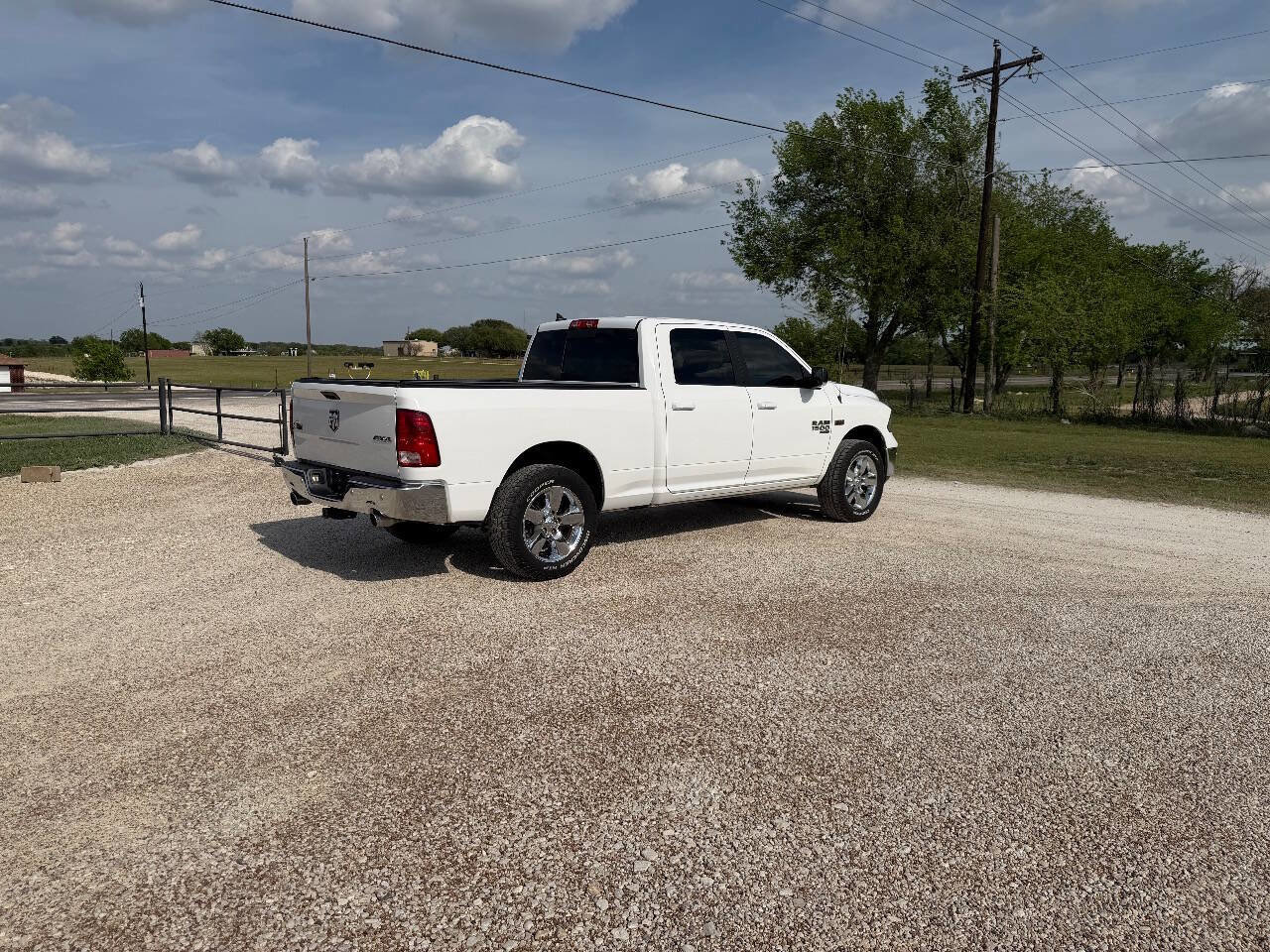 Used 2019 RAM 1500 Big Horn AWD/4WD image 4