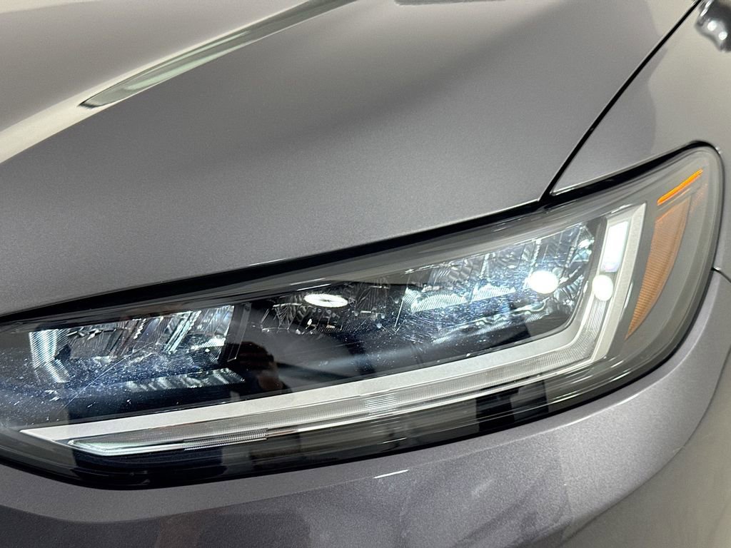 Used 2025 Honda HR-V LX image 37