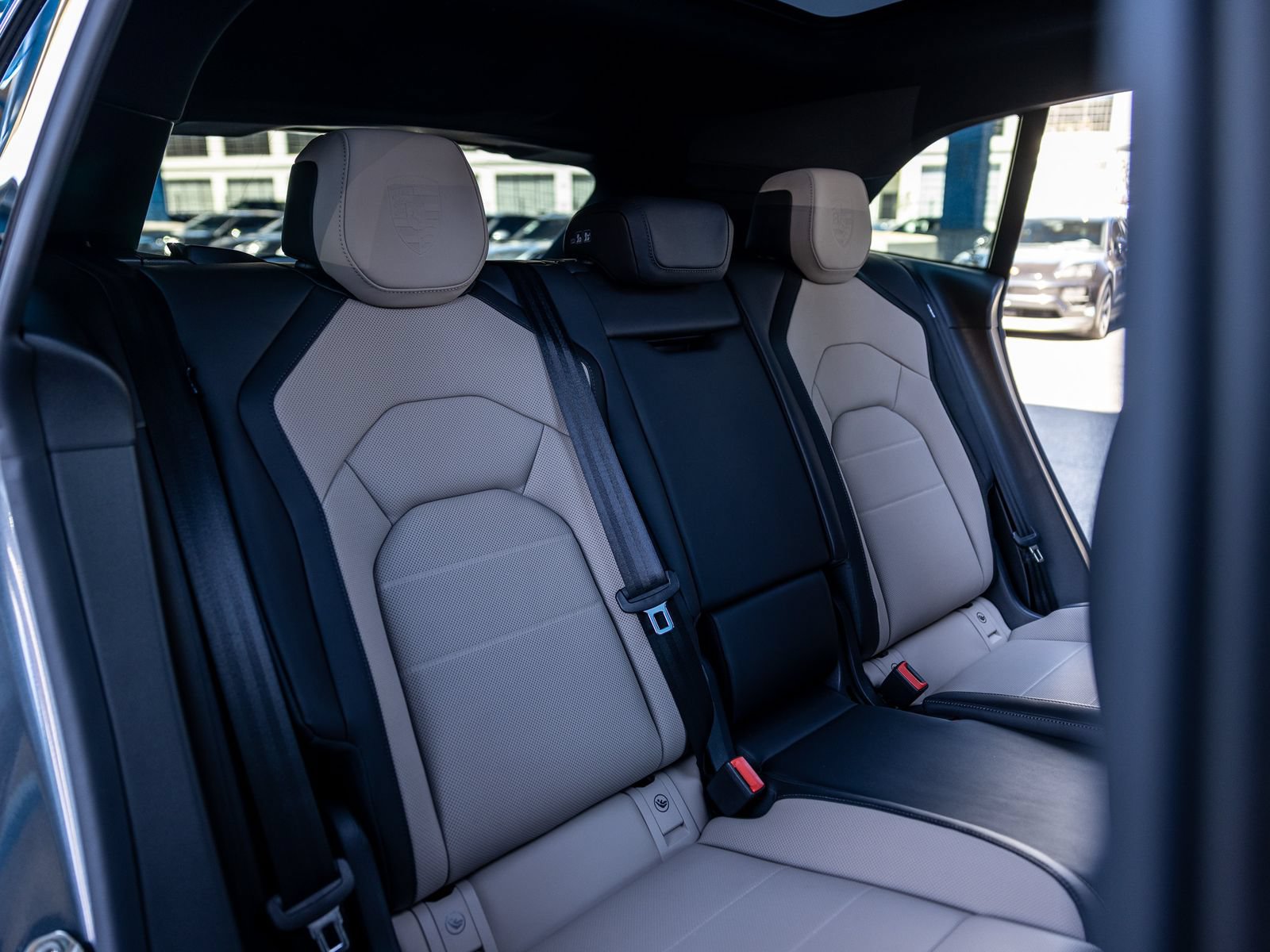 New 2026 Porsche Cayenne Electric AWD/4WD image 54