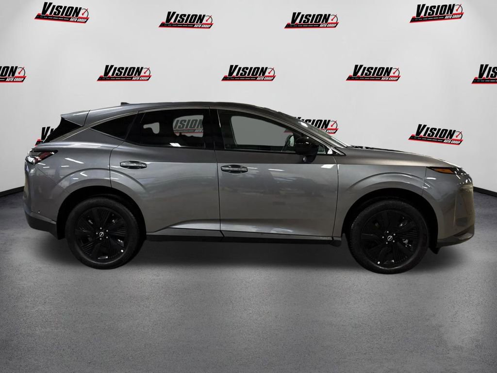 Certified 2025 Nissan Murano SV image 4