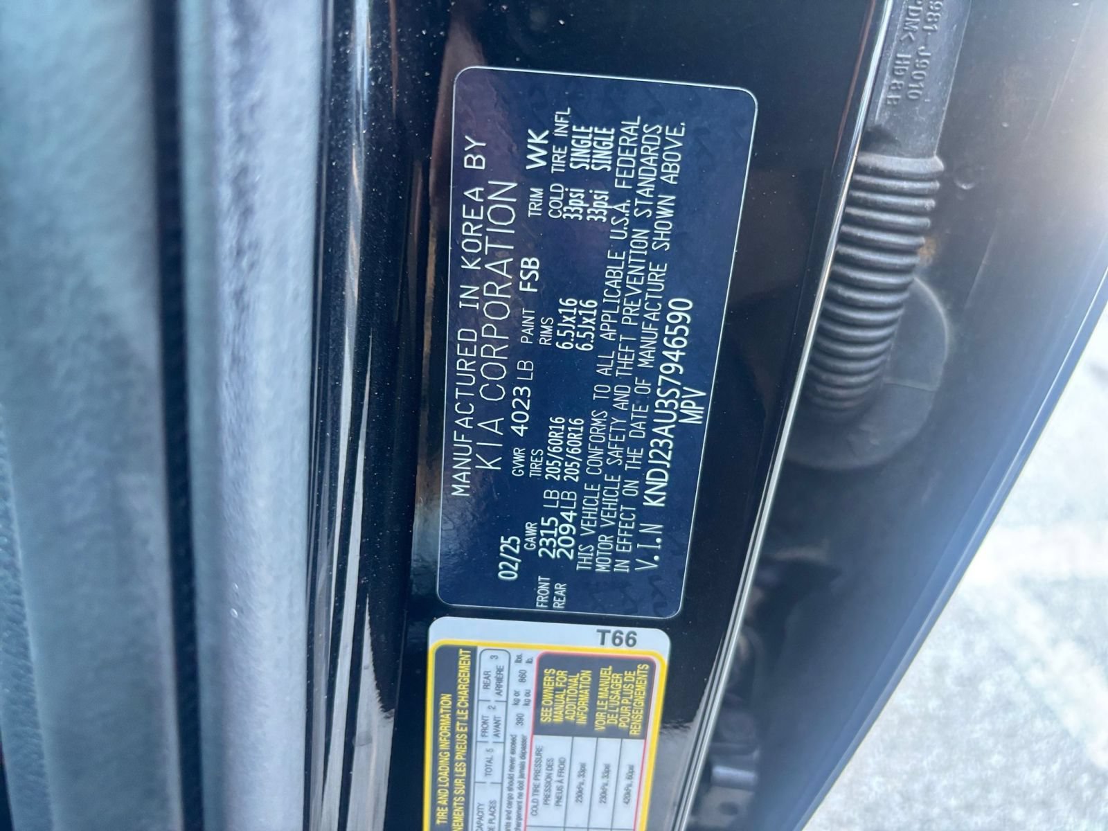 Used 2025 Kia Soul LX w/ LX Technology Package FWD image 26