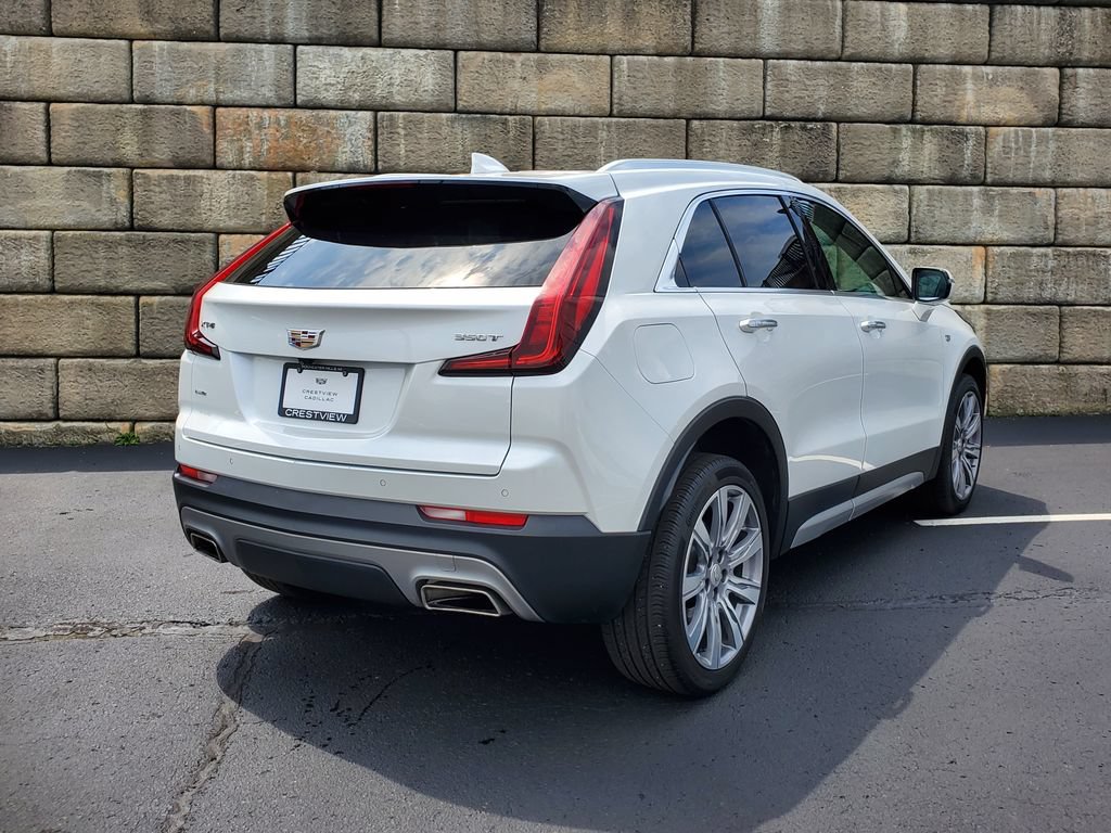 Used 2023 Cadillac XT4 Premium Luxury w/ Cold Weather Package AWD/4WD image 5