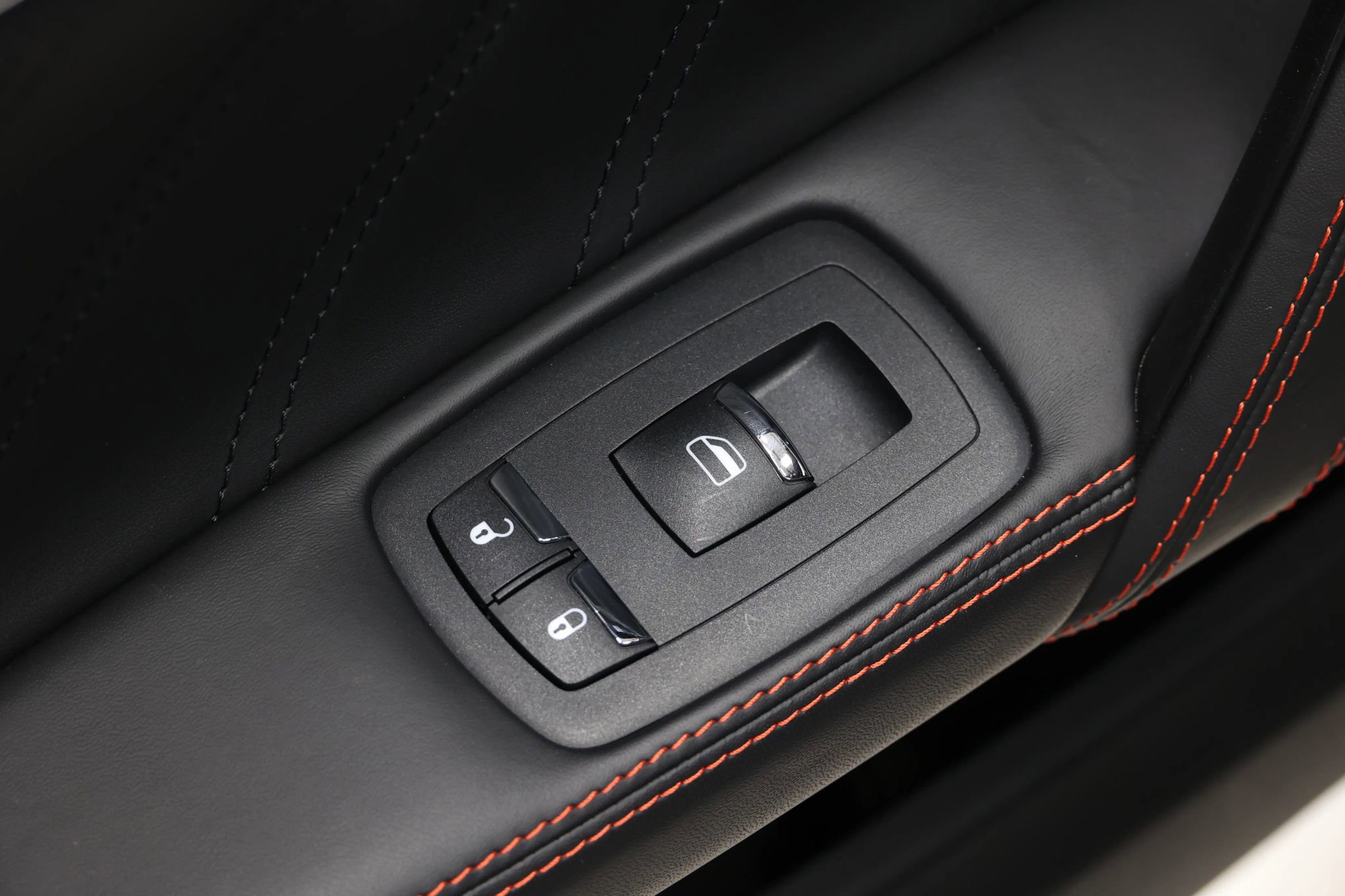 Used 2022 Maserati Quattroporte Trofeo image 51