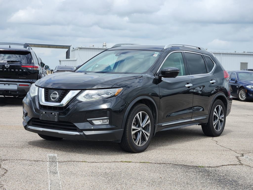 Used 2017 Nissan Rogue SL w/ SL Premium Package FWD image 2