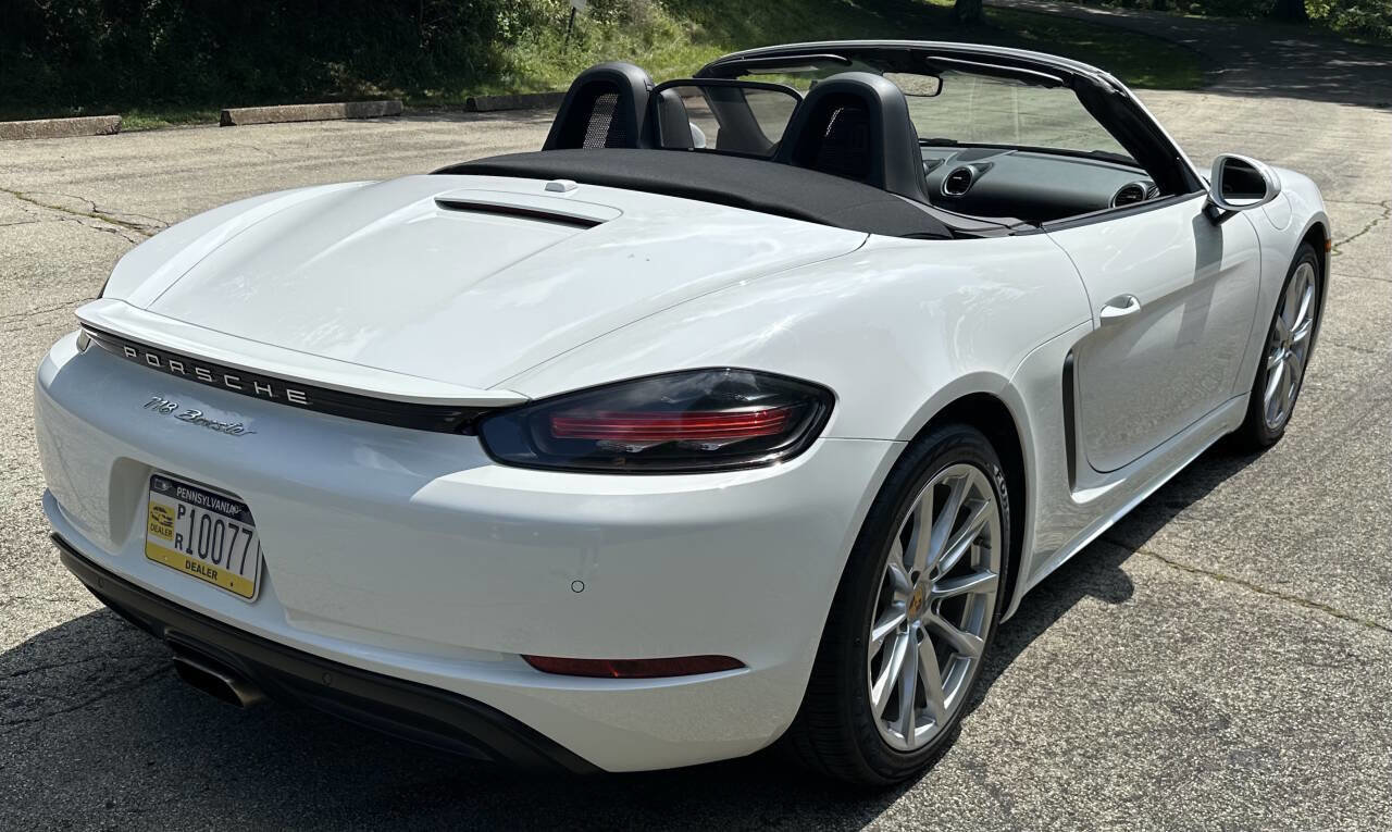 Used 2018 Porsche 718 Boxster Base 2dr Convertible RWD image 20