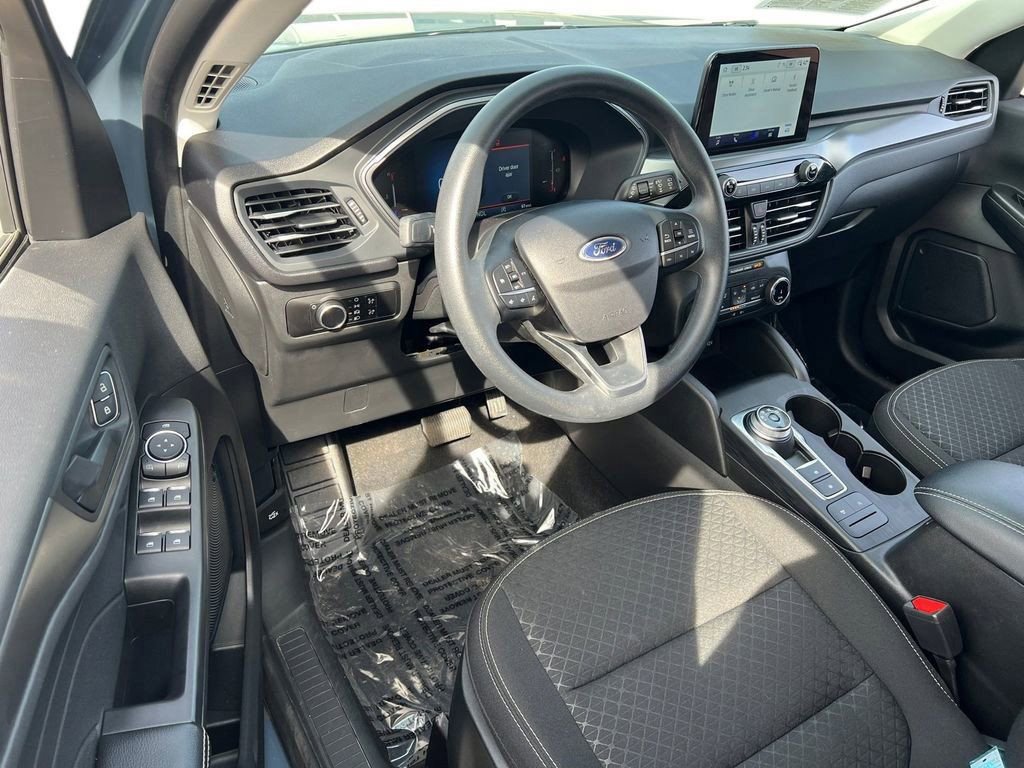 Used 2025 Ford Escape Active AWD/4WD image 7