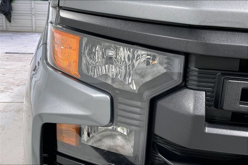 Used 2026 Chevrolet Silverado 1500 Custom RWD image 37