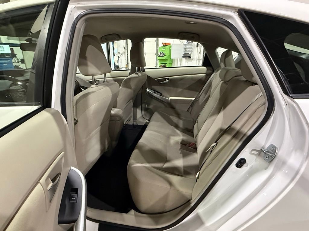 Used 2014 Toyota Prius Three image 15