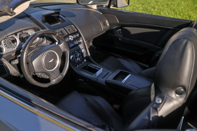 Used 2012 Aston Martin V8 Vantage Roadster image 39