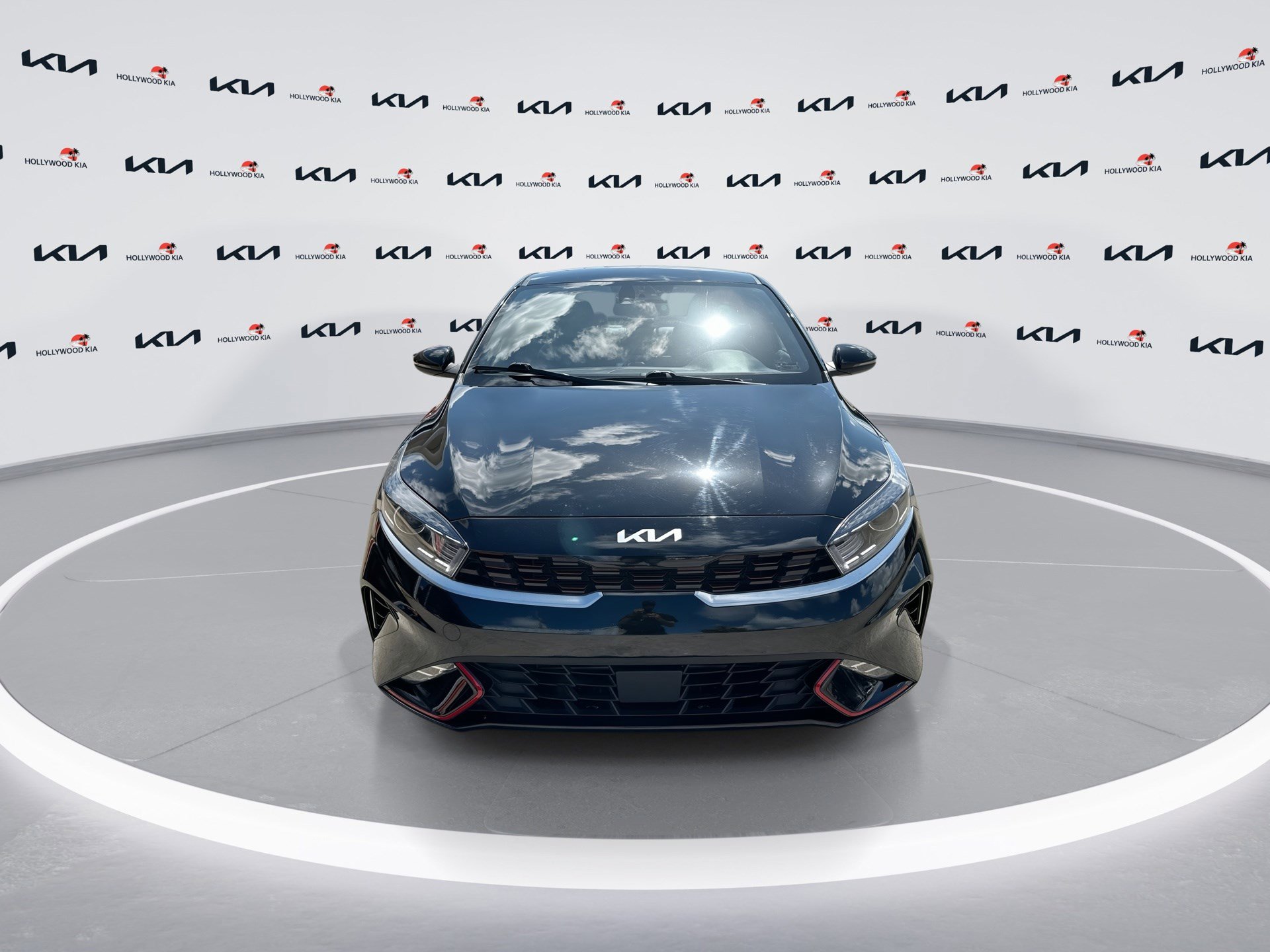 Certified 2023 Kia Forte GT-Line w/ GT-Line Technology Package image 3