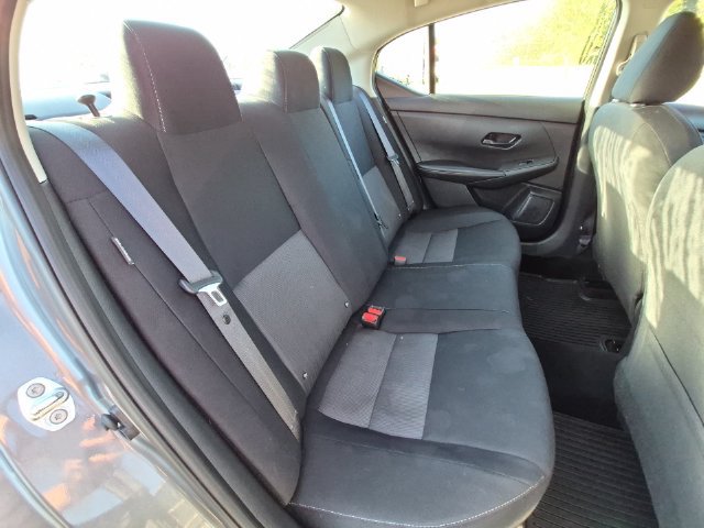 Used 2024 Nissan Sentra SV FWD image 33