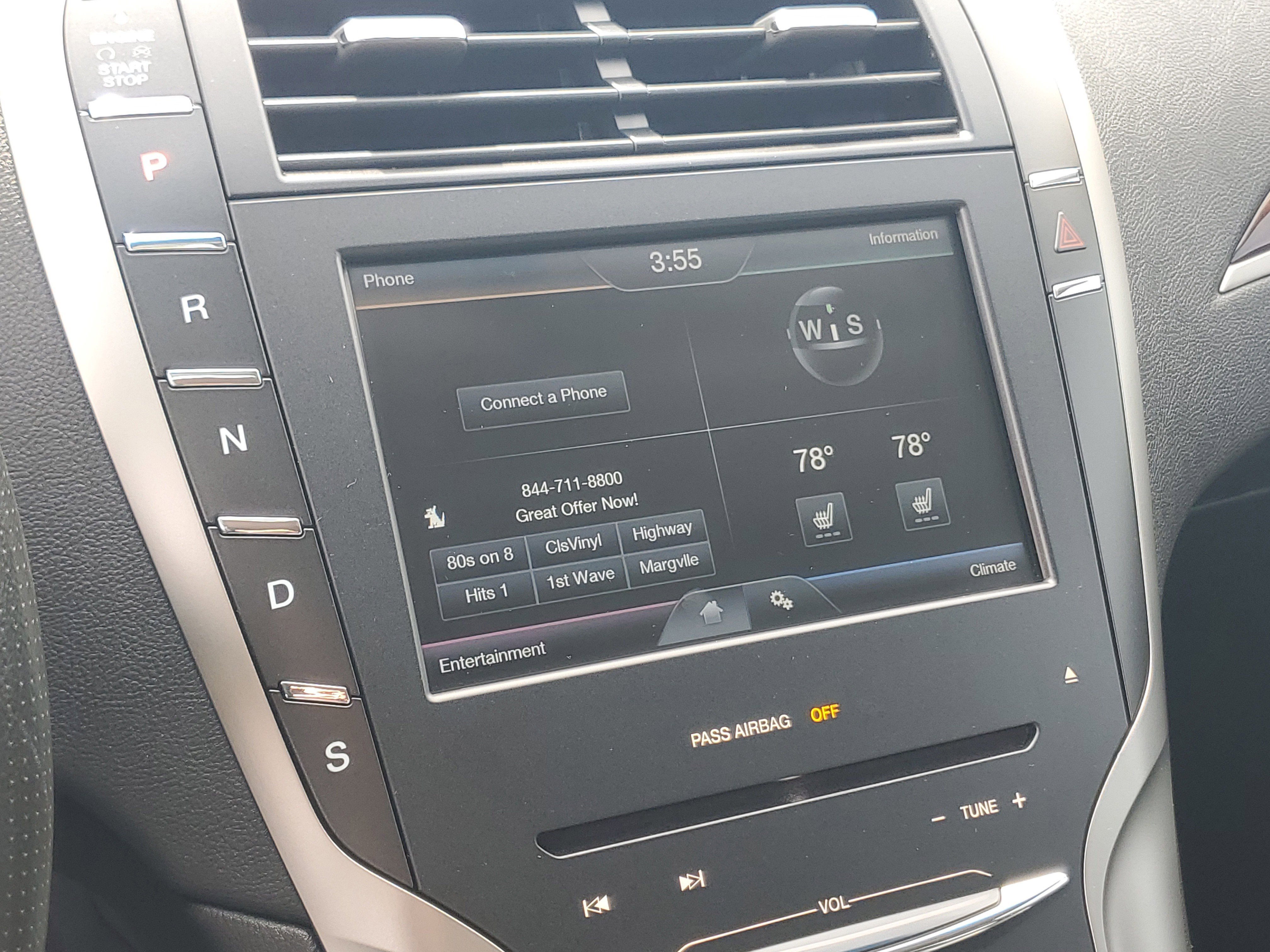 Used 2013 Lincoln MKZ FWD image 16