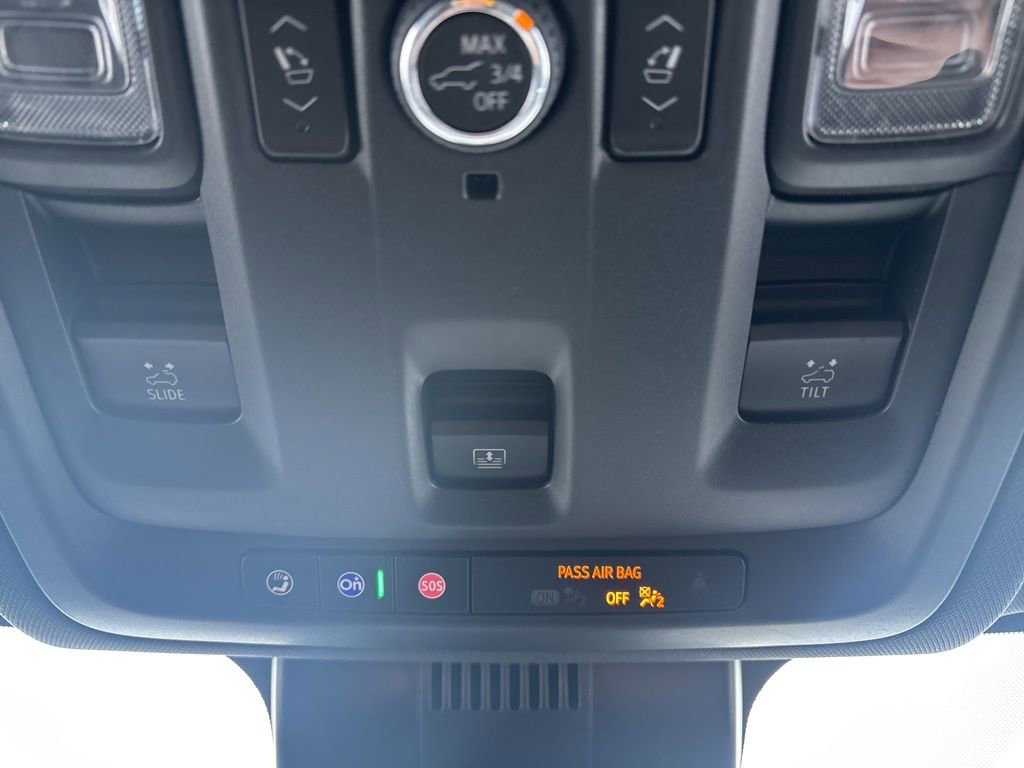 Used 2024 Chevrolet Suburban RST w/ Sport Performance Package image 35