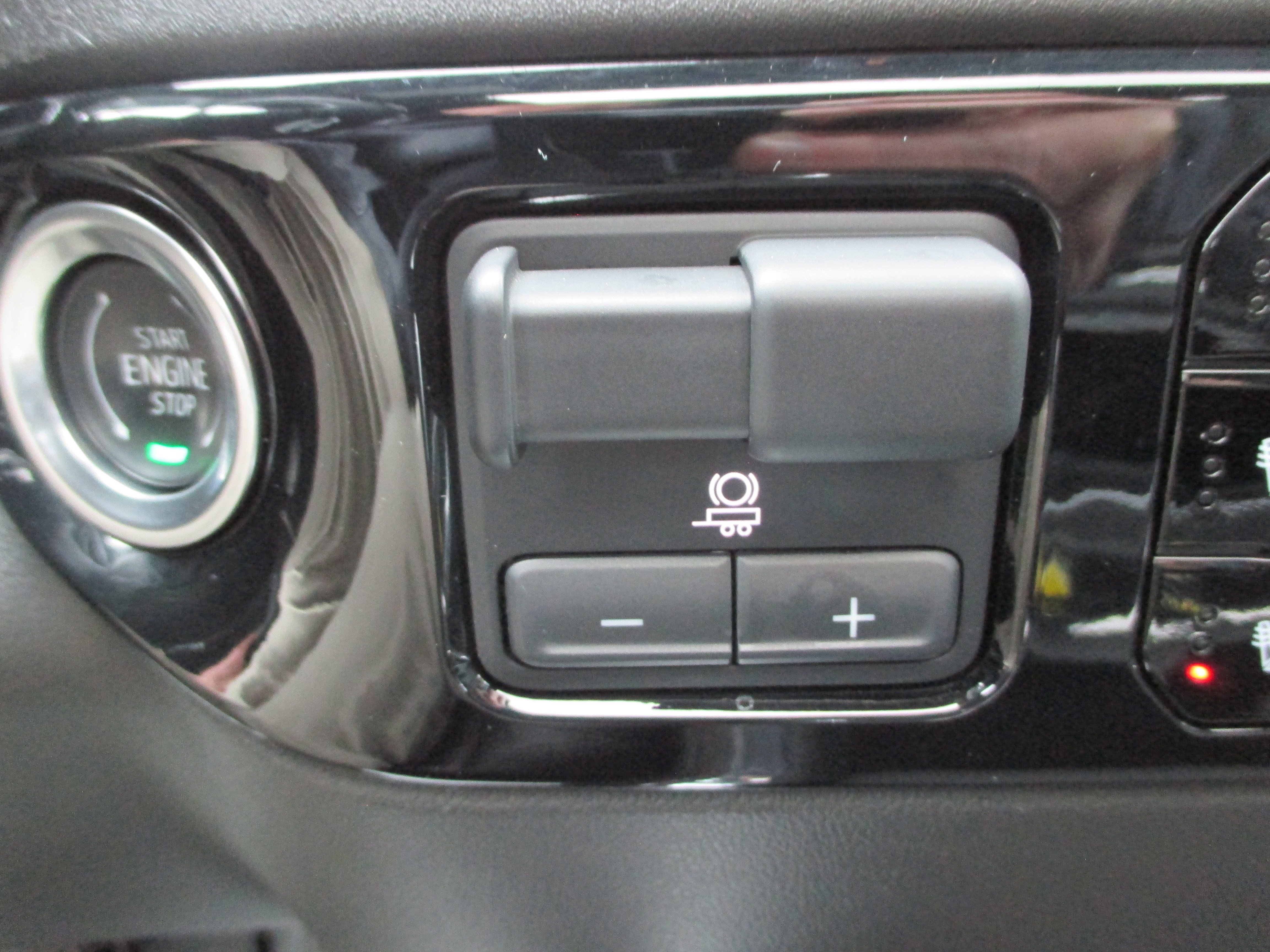 Used 2024 Chevrolet Silverado 3500 LTZ w/ LTZ Premium Package image 27