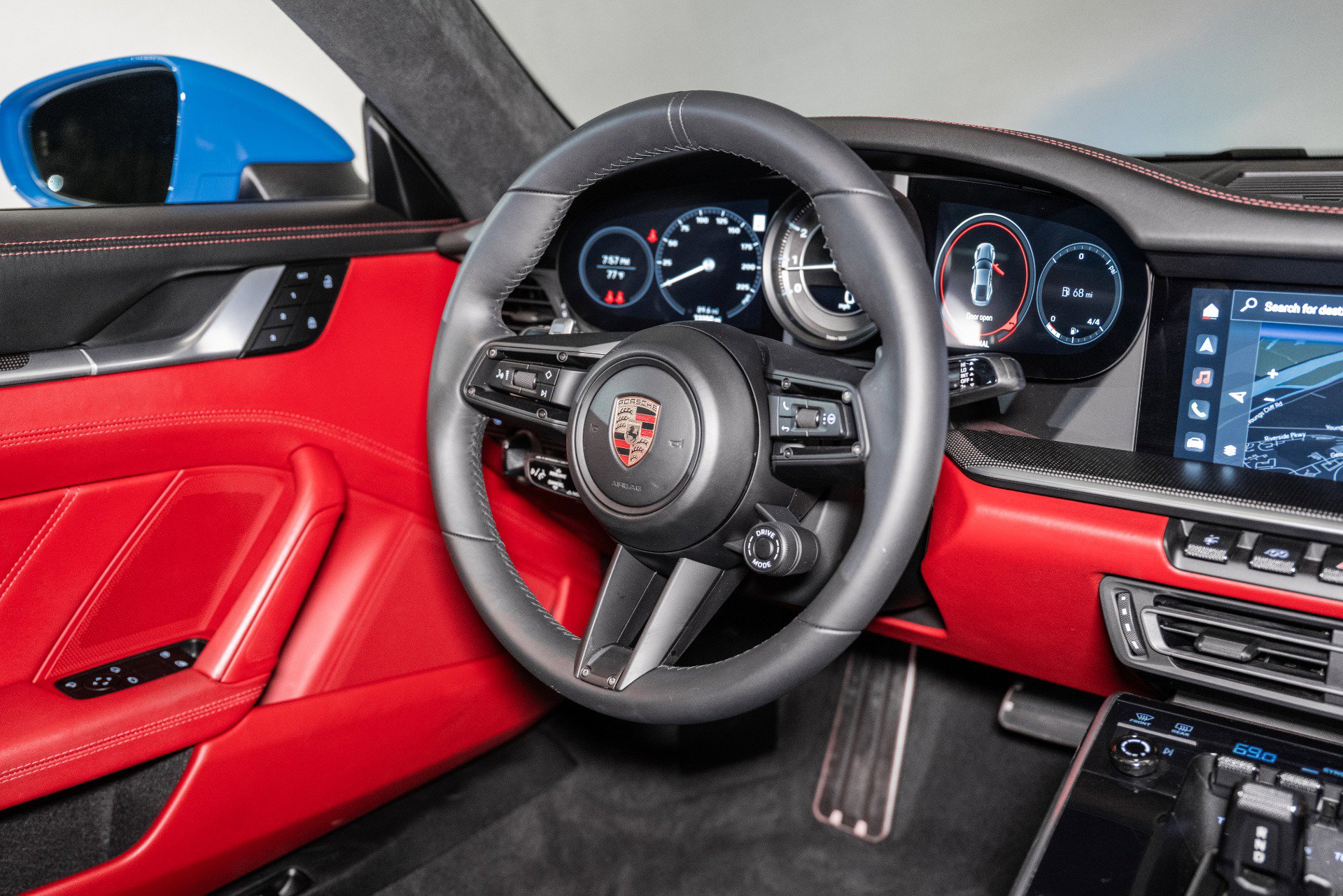 Used 2022 Porsche 911 Turbo S image 24