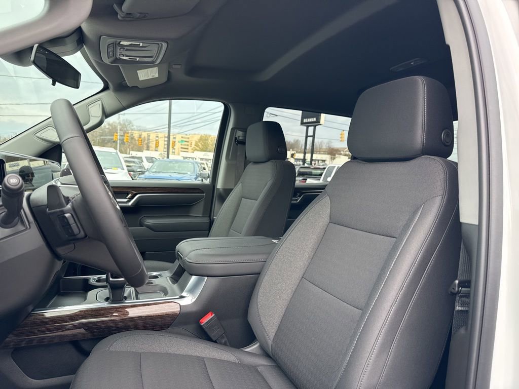 New 2026 GMC Sierra 1500 Elevation image 18