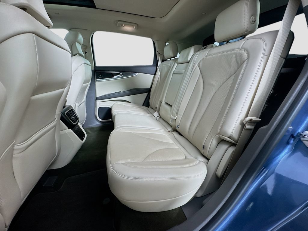 Used 2019 Lincoln Nautilus Reserve AWD/4WD image 32