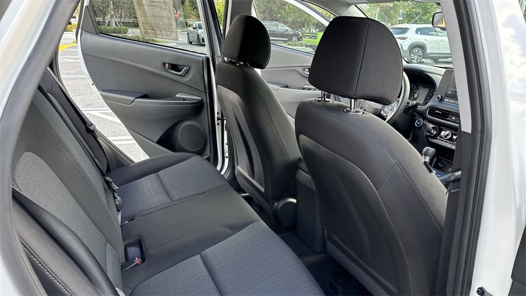 Used 2022 Hyundai Kona SEL image 34