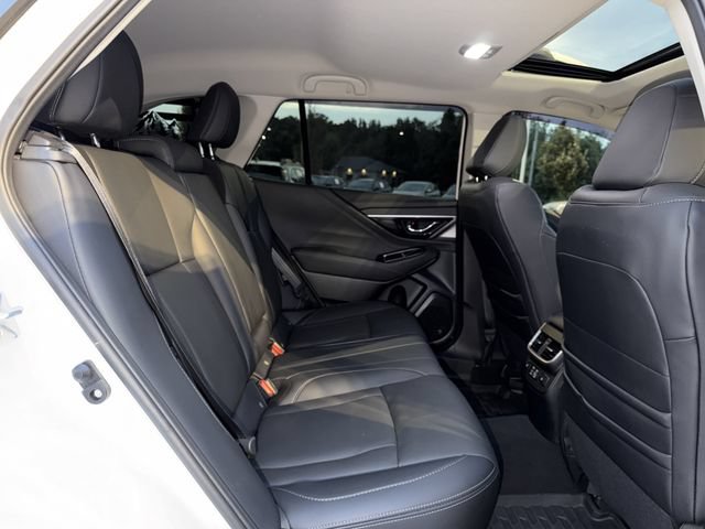 Used 2024 Subaru Outback Touring AWD/4WD image 16